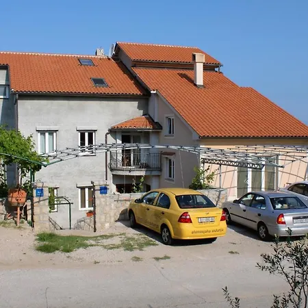 5458e * Njivice