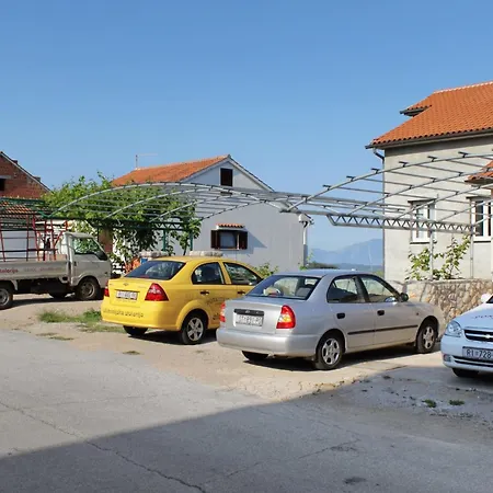 Appartement 5458e Njivice